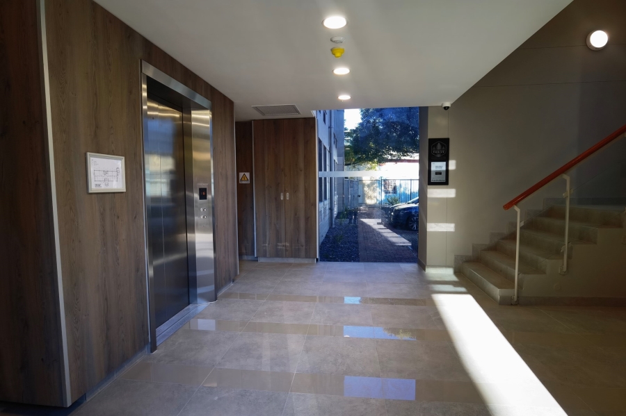 To Let commercial Property for Rent in Rondebosch Western Cape